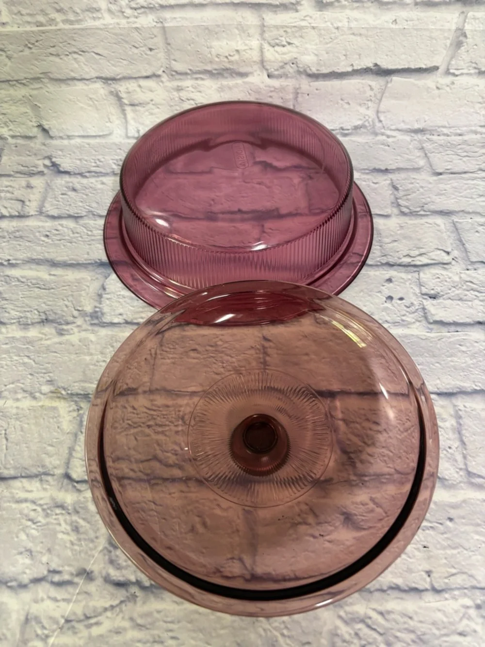 Vision Ware V-33-B Casserole Dish Bowl Lid Ribbed 2.5 qt Corning USA cranberry